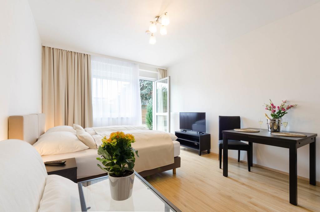 Pension Zlicin Prague Ngoại thất bức ảnh